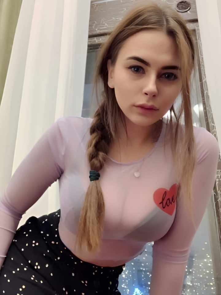 Агата привлекательная девушка из Березников цена от 3000 руб