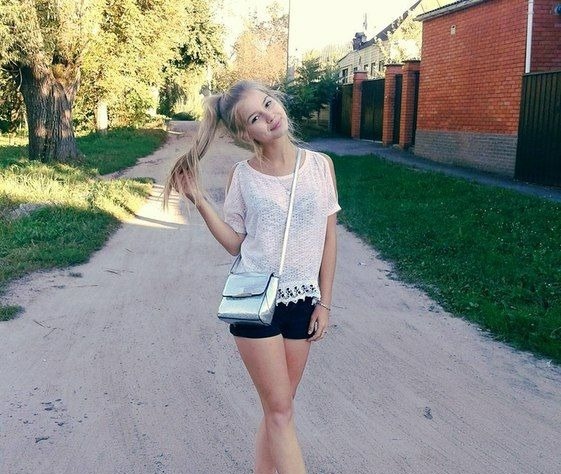 Фая привлекательная девушка из Березников цена от 3500 руб